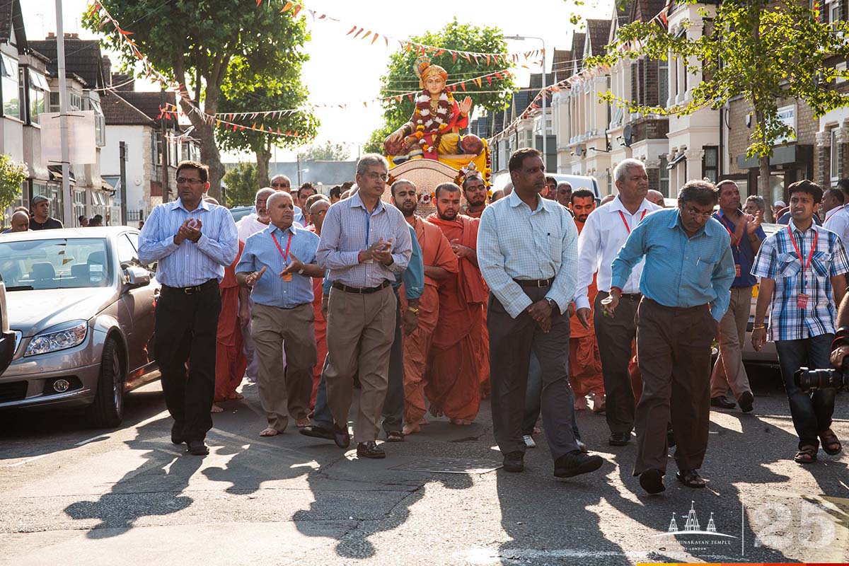 ©1987-2017 SKS Swaminarayan Temple East London